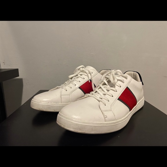 Casual Aldo hencho sneakers - Picture 2 of 4